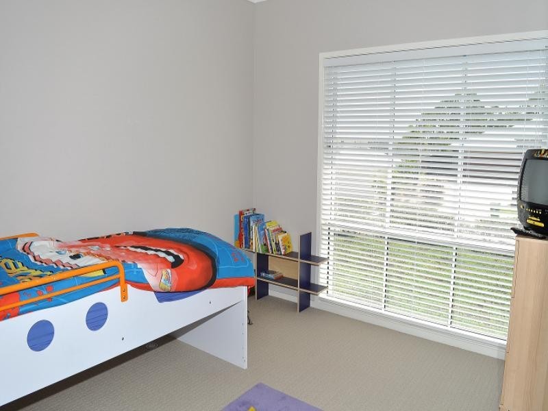 76 Salvado Drive, Pacific Pines QLD 4211