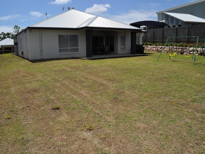 76 Salvado Drive, Pacific Pines QLD 4211