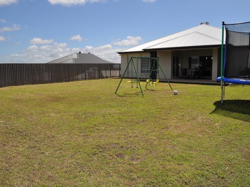 76 Salvado Drive, Pacific Pines QLD 4211