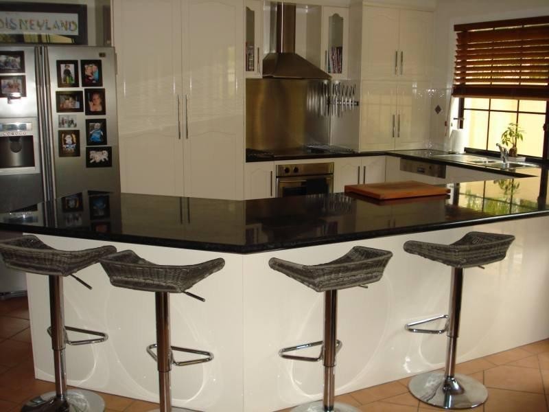 17 Nottinghill Gate Drive, Arundel QLD 4214