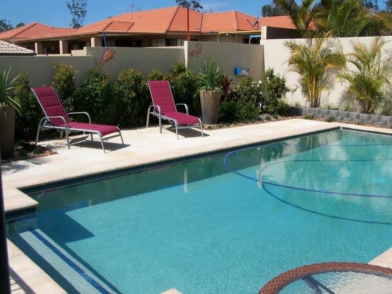 3 Parnham Court, Arundel QLD 4214