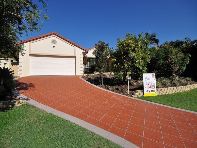 25 Fitzalan Circuit, Arundel QLD 4214