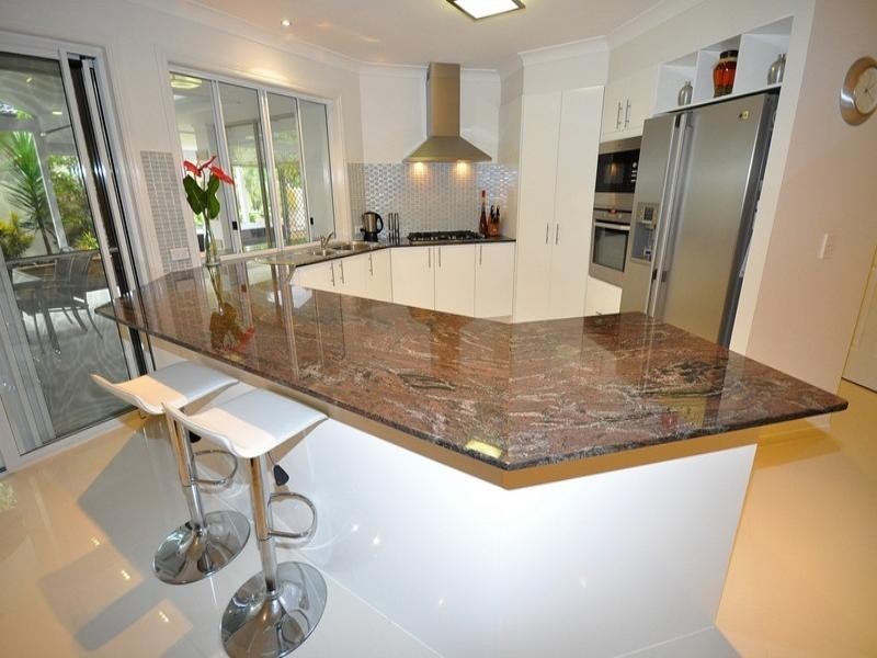 25 Fitzalan Circuit, Arundel QLD 4214