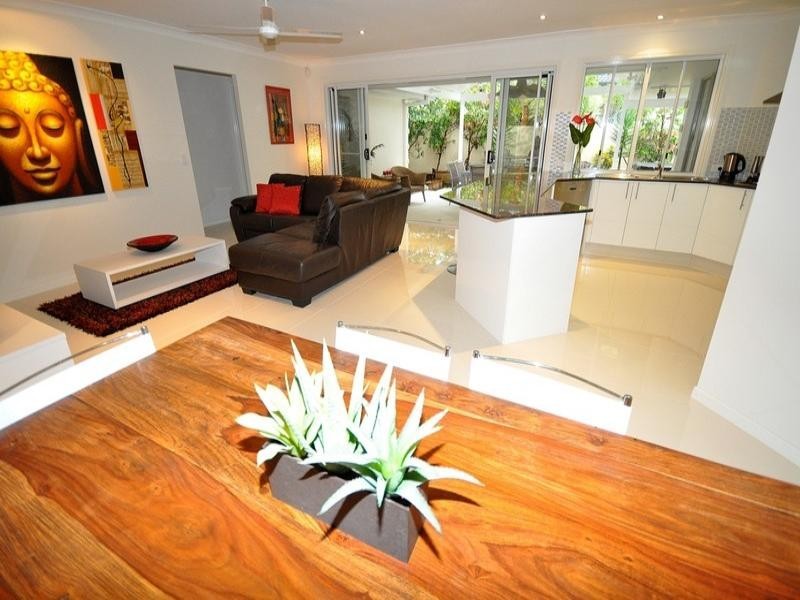 25 Fitzalan Circuit, Arundel QLD 4214