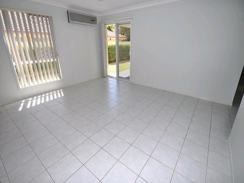 79 Tiger Drive, Arundel QLD 4214