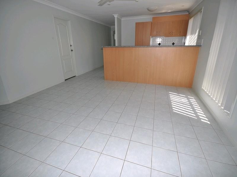 79 Tiger Drive, Arundel QLD 4214