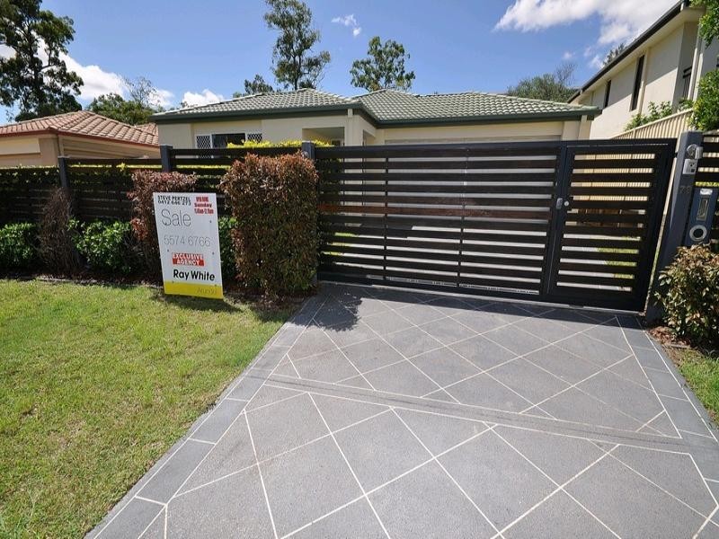 79 Tiger Drive, Arundel QLD 4214
