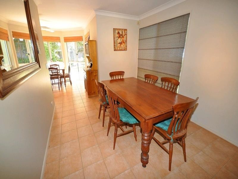 4 Gympie Close, Parkwood QLD 4214