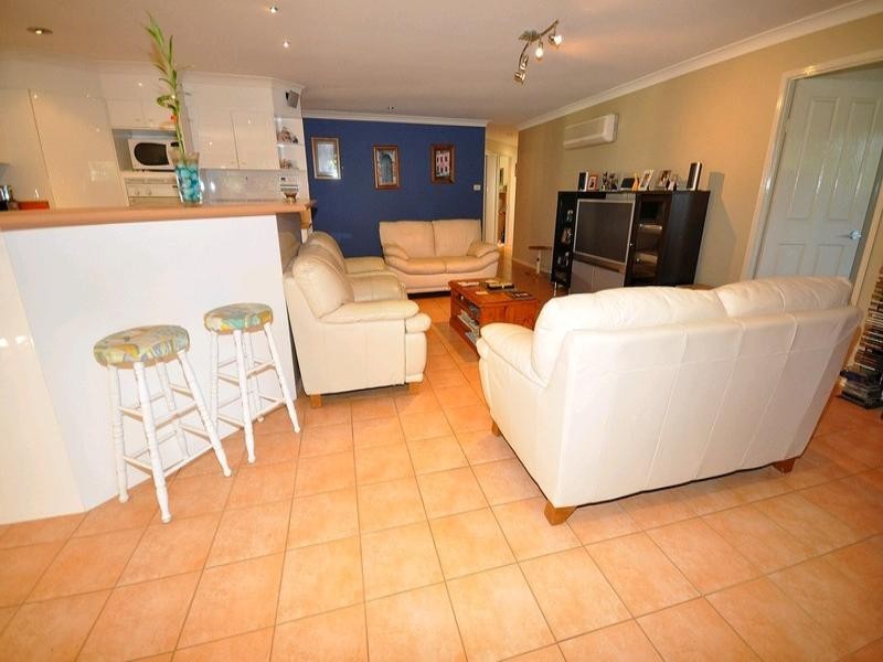 4 Gympie Close, Parkwood QLD 4214