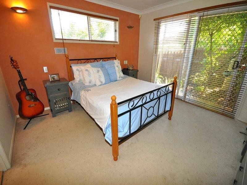 4 Gympie Close, Parkwood QLD 4214