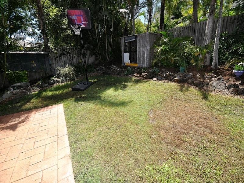 4 Gympie Close, Parkwood QLD 4214