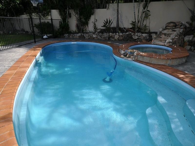 4 Goodwood Way, Arundel QLD 4214