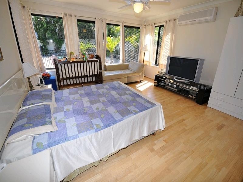 4 Goodwood Way, Arundel QLD 4214