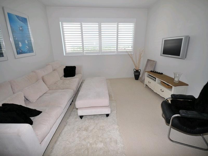122/326 Marine Parade, Labrador QLD 4215