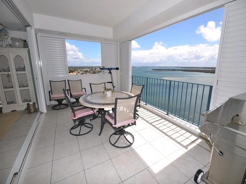 122/326 Marine Parade, Labrador QLD 4215