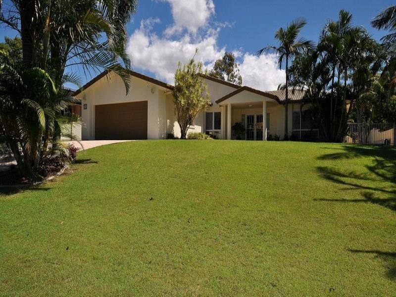 26 Pearson Close, Arundel QLD 4214