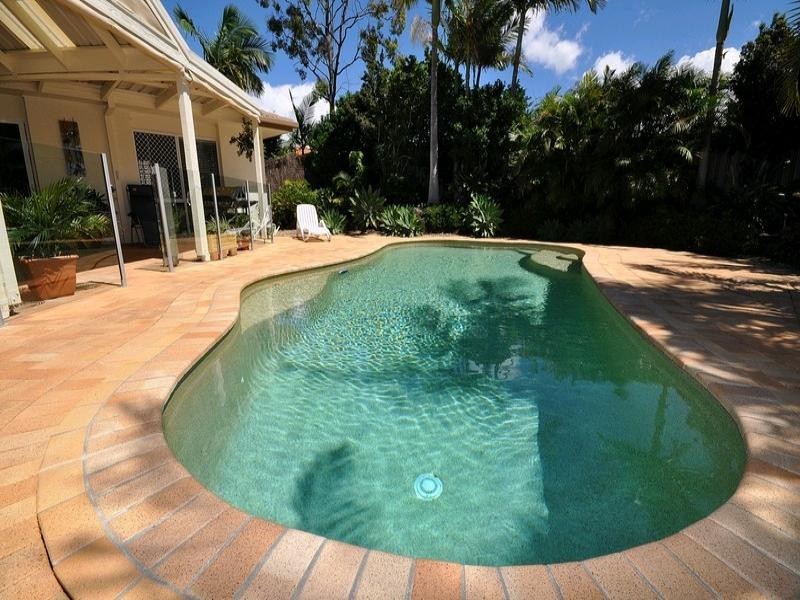 26 Pearson Close, Arundel QLD 4214