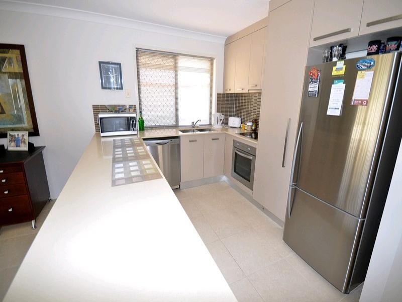 148 Christina Ryan Way, Arundel QLD 4214