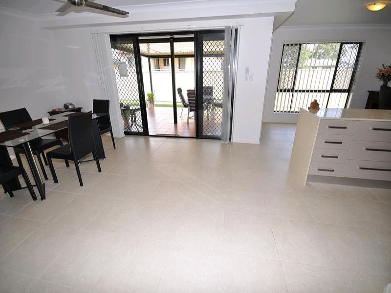 148 Christina Ryan Way, Arundel QLD 4214