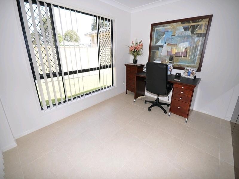 148 Christina Ryan Way, Arundel QLD 4214