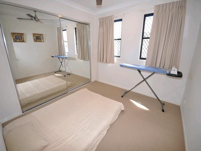 148 Christina Ryan Way, Arundel QLD 4214