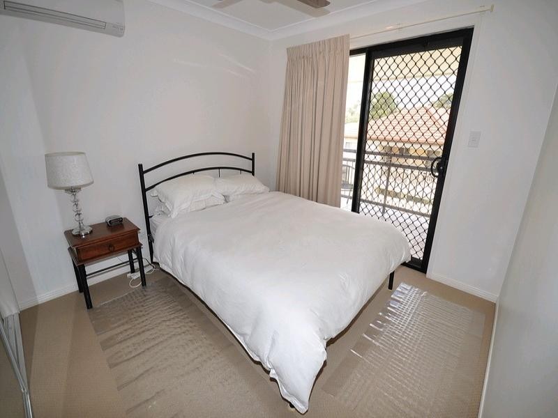 148 Christina Ryan Way, Arundel QLD 4214