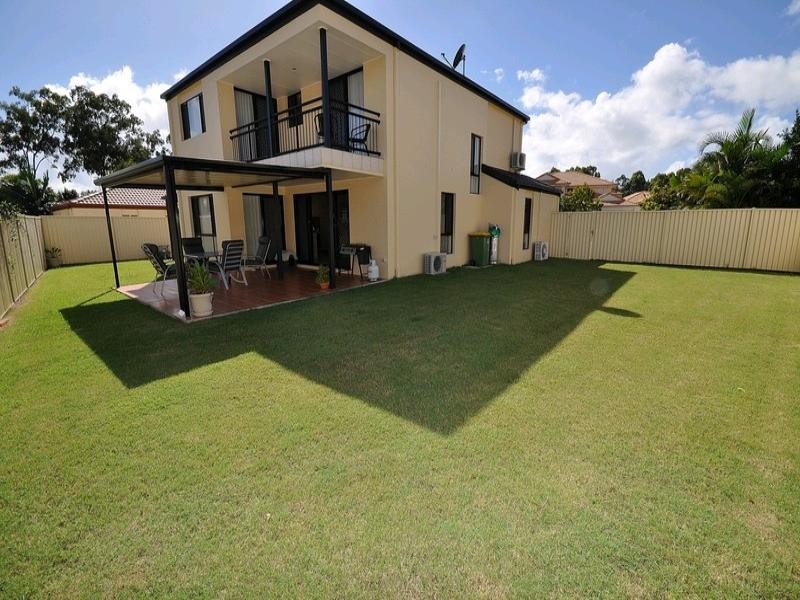 148 Christina Ryan Way, Arundel QLD 4214