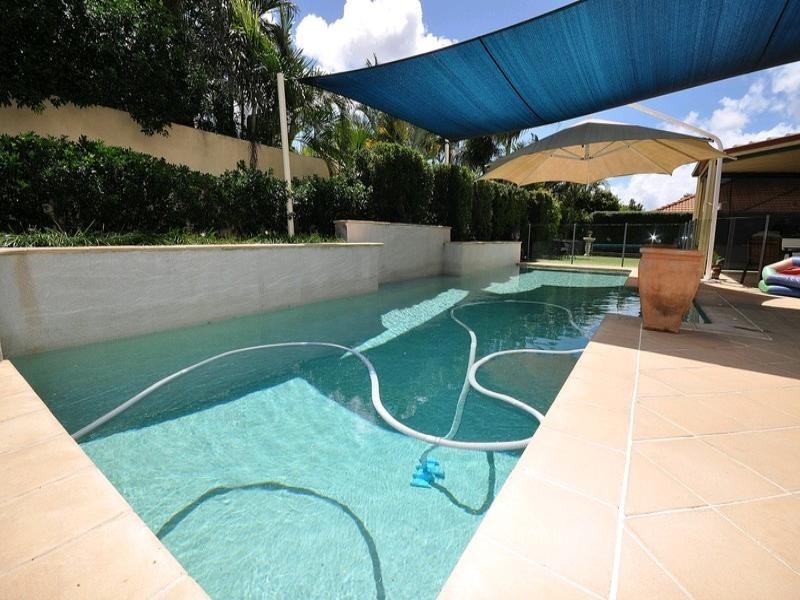 7 Oxford Place, Arundel QLD 4214