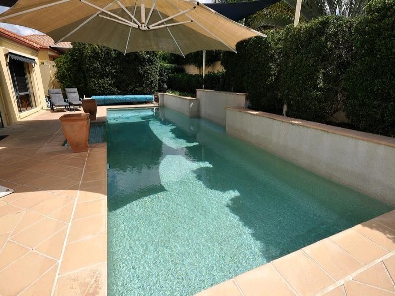 7 Oxford Place, Arundel QLD 4214