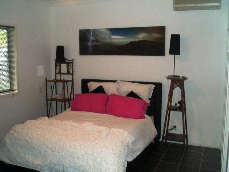 9 Snead Court, Parkwood QLD 4214