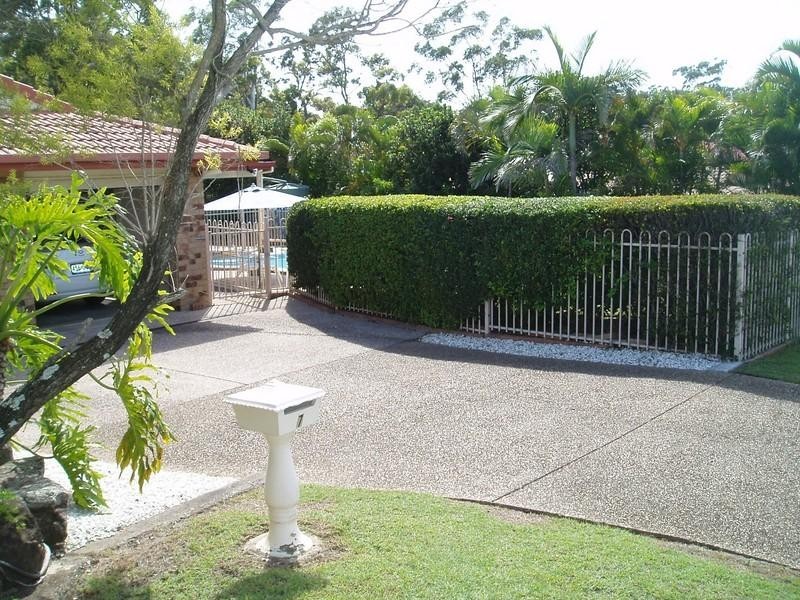 7 Irwin Street, Parkwood QLD 4214