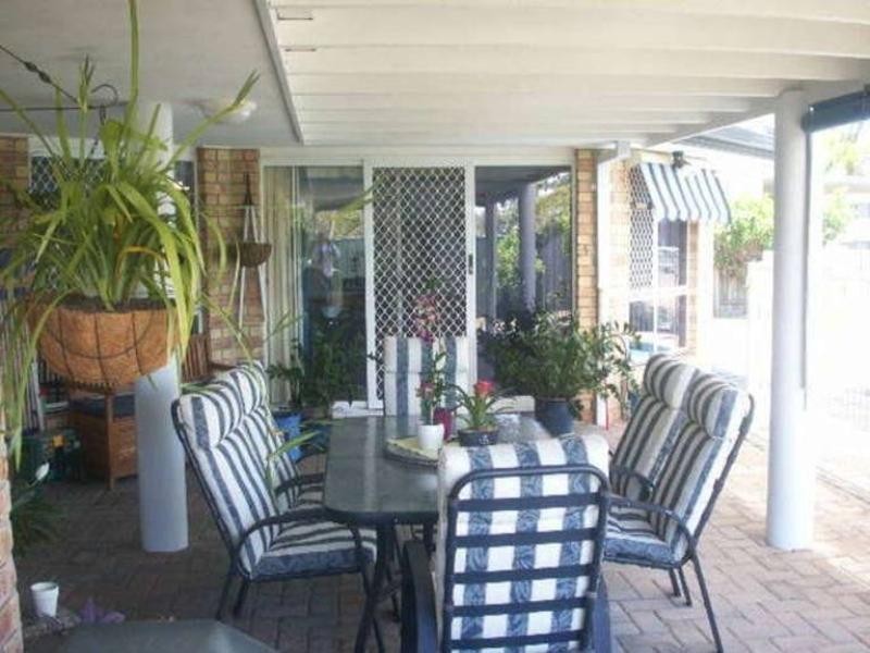 42 Morfantaine Terrace, Parkwood QLD 4214