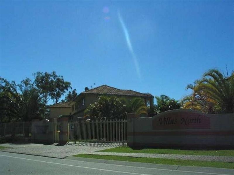 2/191 Greenacre Drive, Arundel QLD 4214