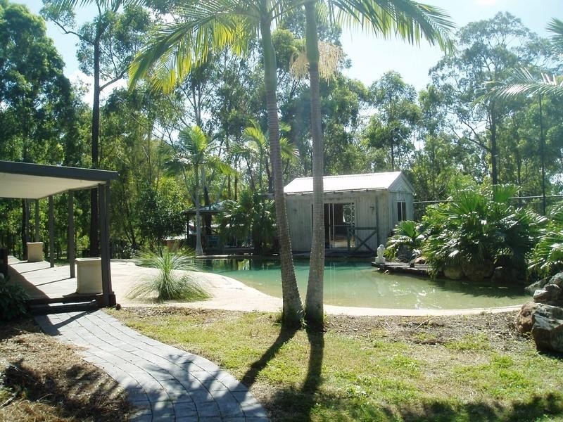 20 Woodlands Way, Parkwood QLD 4214