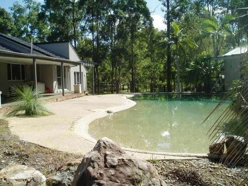 20 Woodlands Way, Parkwood QLD 4214