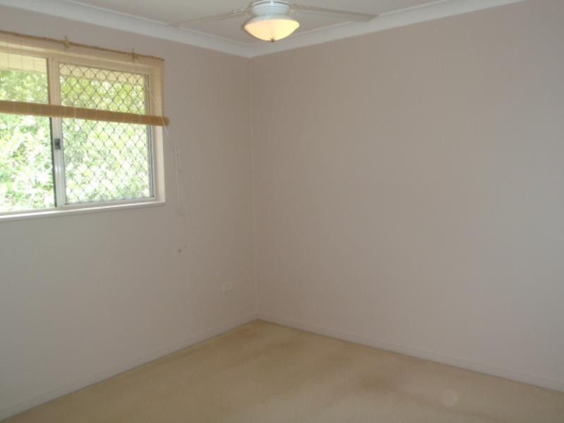6/6 Buddy Holly Close, Parkwood QLD 4214