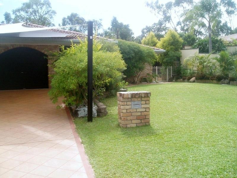 12 Peter Thomson Drive, Parkwood QLD 4214