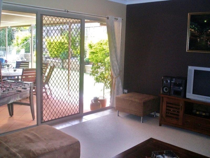 12 Peter Thomson Drive, Parkwood QLD 4214