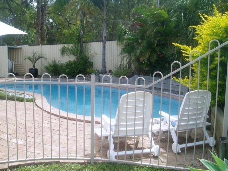 12 Peter Thomson Drive, Parkwood QLD 4214