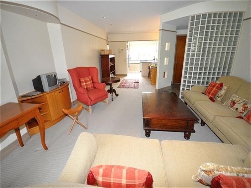 19/76 Chichester Drive, Arundel QLD 4214