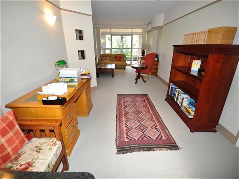 19/76 Chichester Drive, Arundel QLD 4214