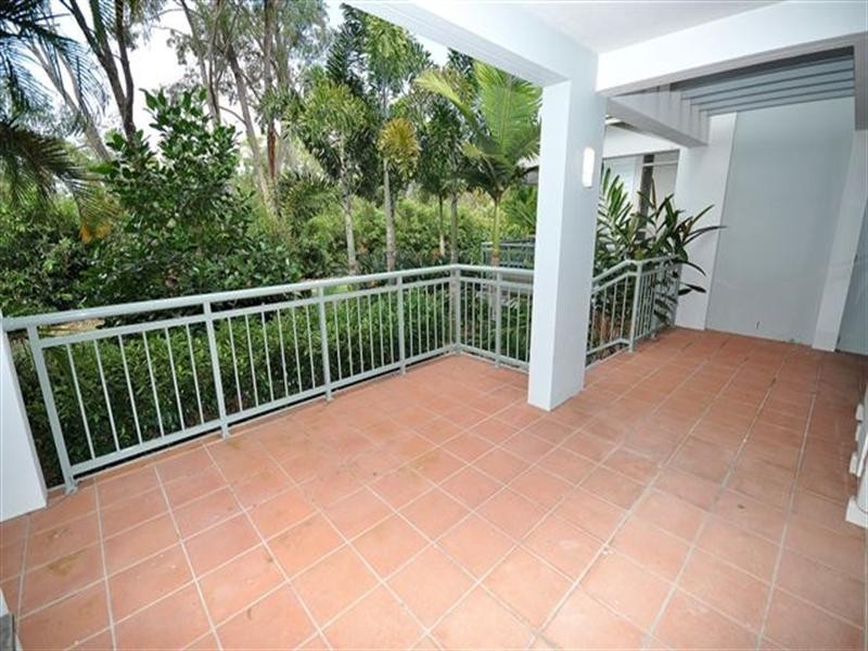 19/76 Chichester Drive, Arundel QLD 4214