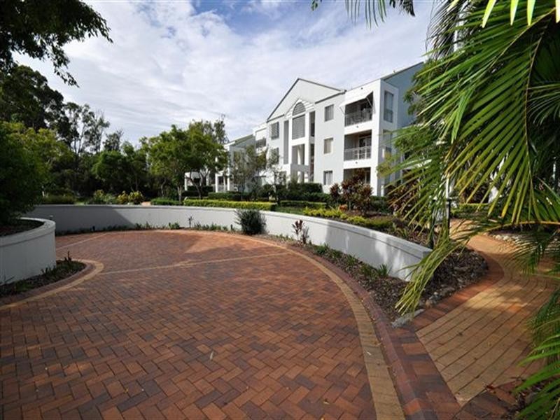 19/76 Chichester Drive, Arundel QLD 4214