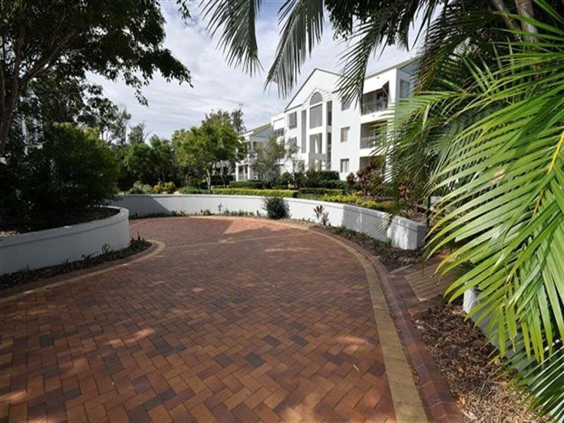 19/76 Chichester Drive, Arundel QLD 4214