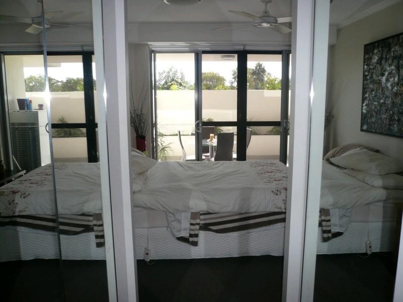 2/154 Musgrave Avenue, Southport QLD 4215