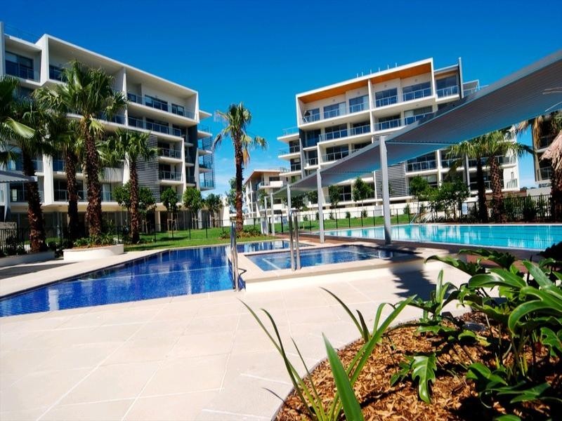 2/154 Musgrave Avenue, Southport QLD 4215