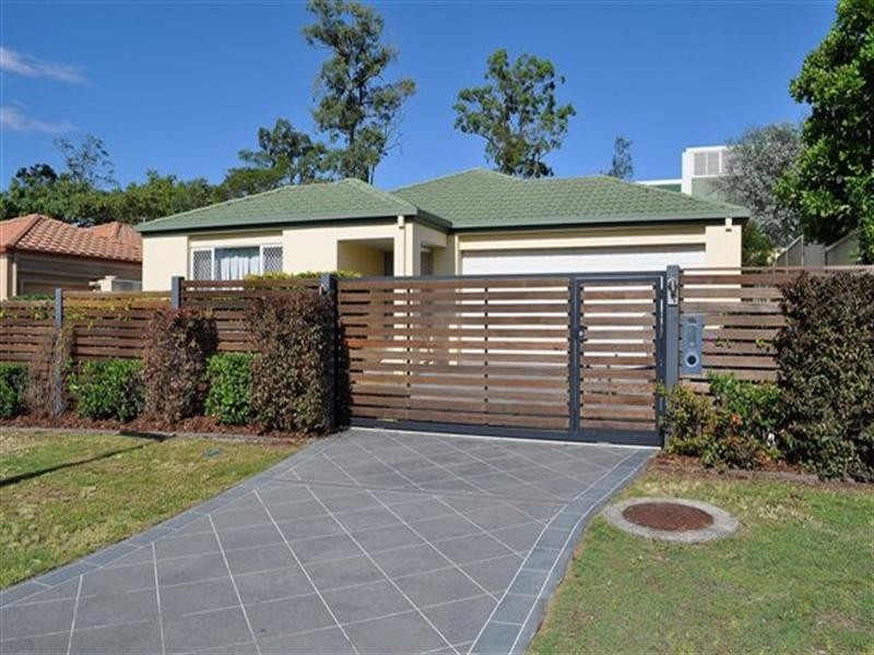 79 Tiger Drive, Arundel QLD 4214