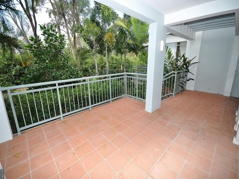 19/76 Chichester Drive, Arundel QLD 4214