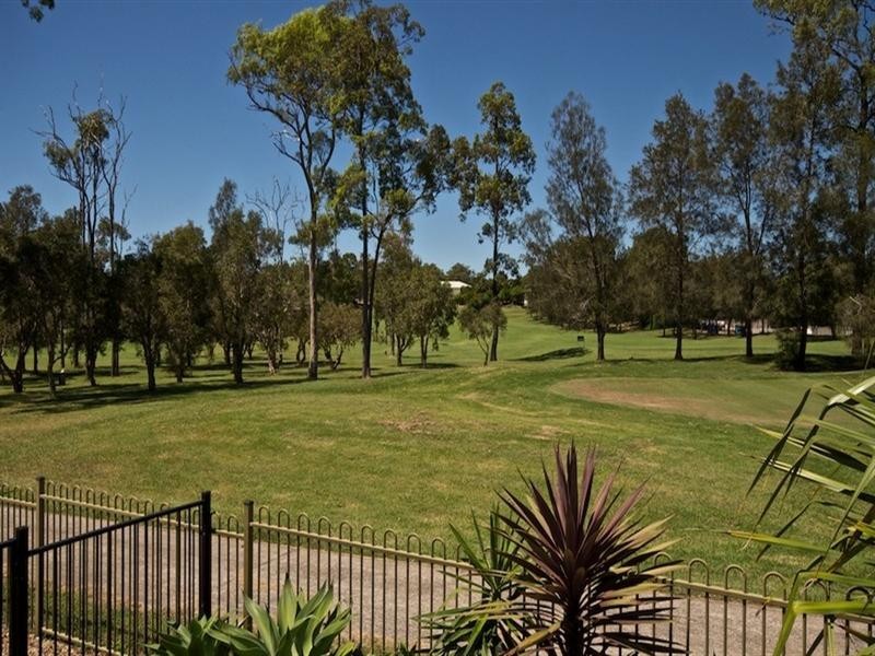 19 Torquay Place, Arundel QLD 4214