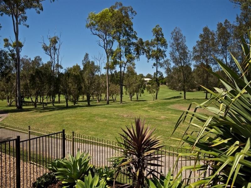 19 Torquay Place, Arundel QLD 4214